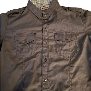 No Retreat 2010 Dark Gray Button Up Short Sleeve Shirt - Large